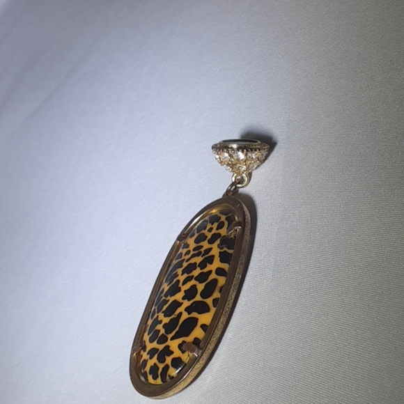 Miche Leopard Print Interchangeable Necklace - Picture 3 of 5
